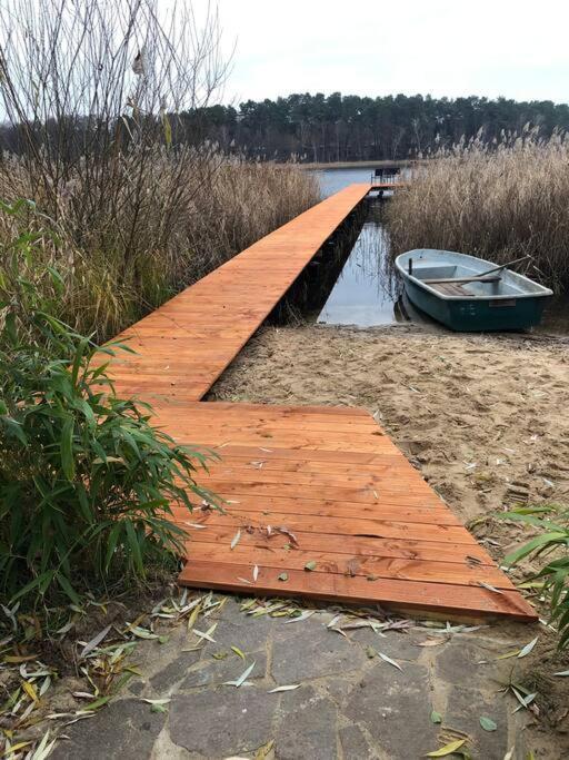 Penthouse Bernd Im Waldschloesschen Direkt Am See Wendisch Rietz Dış mekan fotoğraf