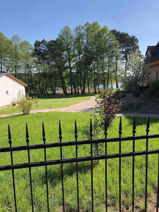Penthouse Bernd Im Waldschloesschen Direkt Am See Wendisch Rietz Dış mekan fotoğraf